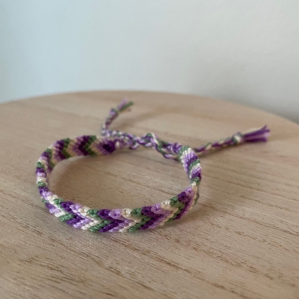 Pastel Violet‎ Woven Bracelet